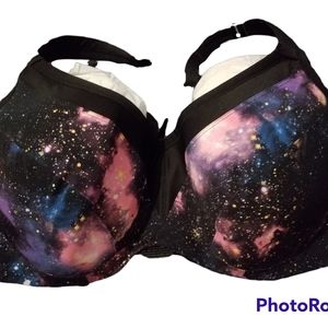48DD NWT torrid sports bra -galaxy print